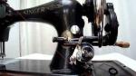 antique-singer-sewing-nw1